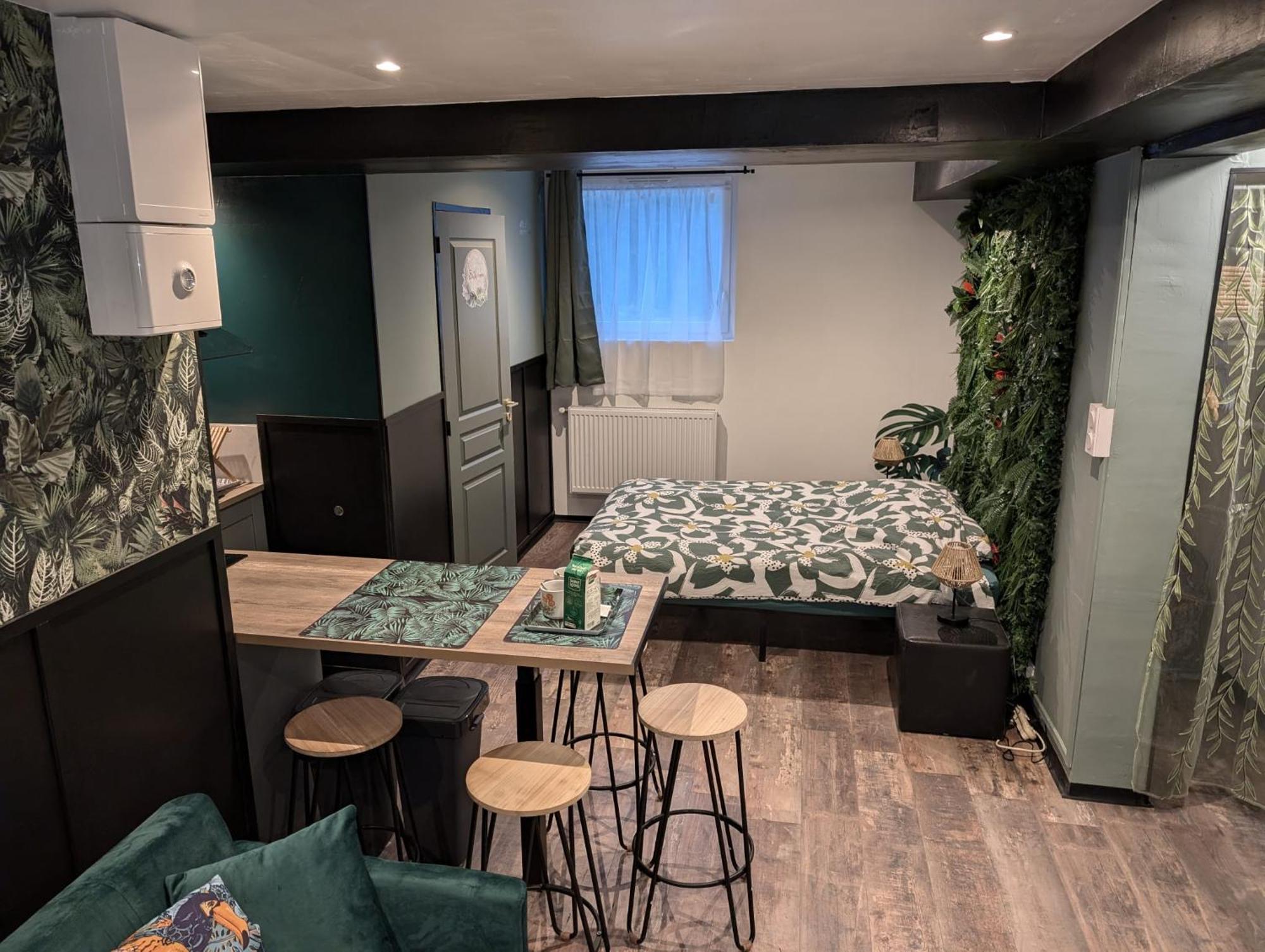 Appartement Verdoyant Au Bord Du Lac Leman Entre Evian Et Thonon Dans Une Villa Publier Екстериор снимка
