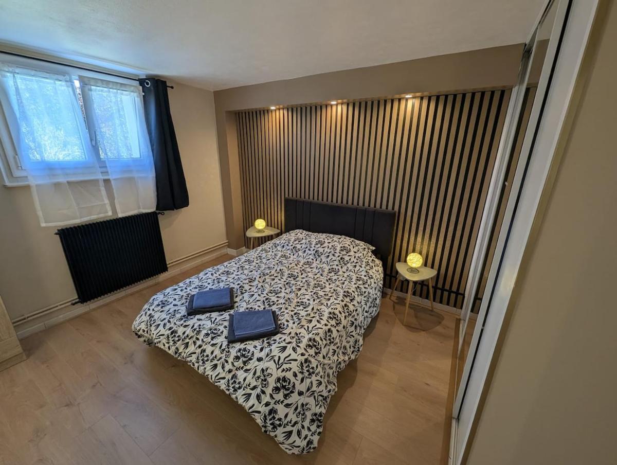 Appartement Verdoyant Au Bord Du Lac Leman Entre Evian Et Thonon Dans Une Villa Publier Стая снимка